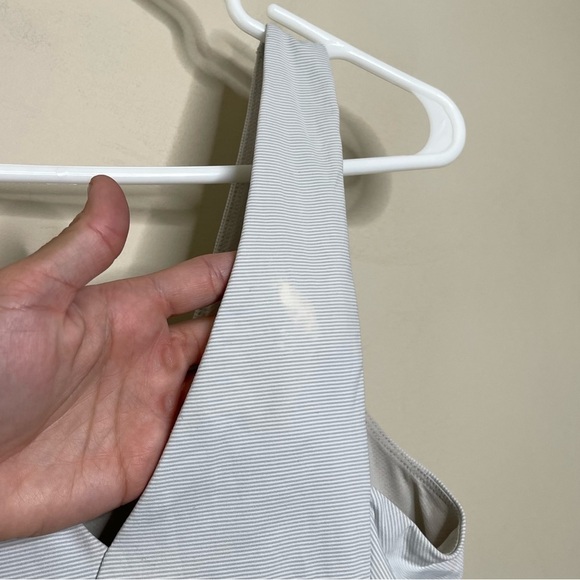 Lululemon Hustle and Bustle Tank Top - Picture 5 of 5